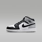 Air Jordan 1 Mid Big Kids' Shoes. Nike.com